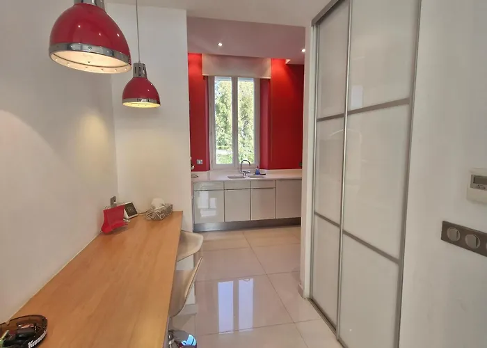 4p Proche Centre - Fr-1-780-98 アパート サント・マキシム